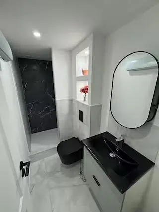Petit Boudoir Lyonnais Neuf Terrasse Climatise Villa Vénissieux Exterior photo
