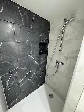 Petit Boudoir Lyonnais Neuf Terrasse Climatise Villa Vénissieux Exterior photo