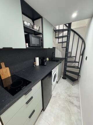 Holiday home Petit Boudoir Lyonnais Neuf Terrasse Climatise